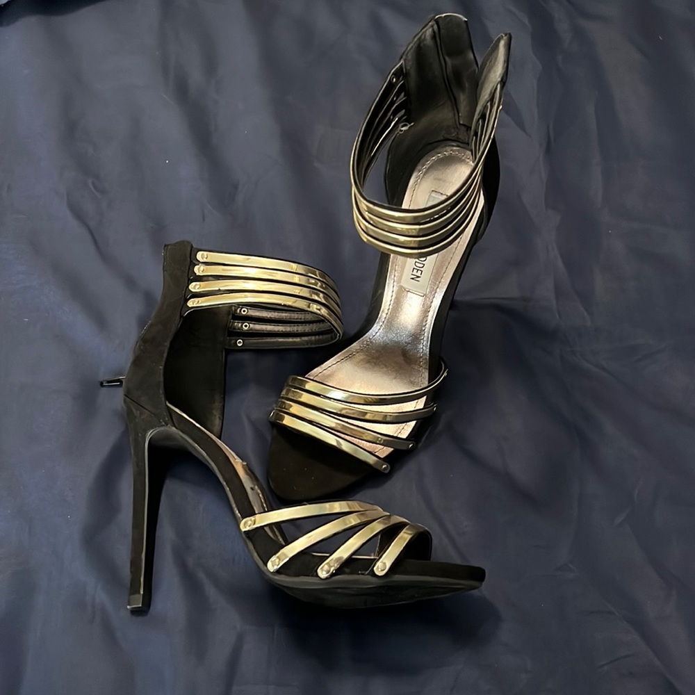 Brand new heels from Steve Madden, size 7.